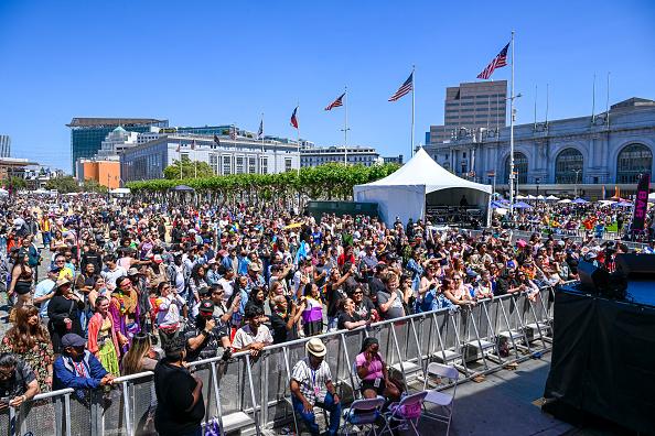 Crowd filling Civic Center plaza in front of the main stage